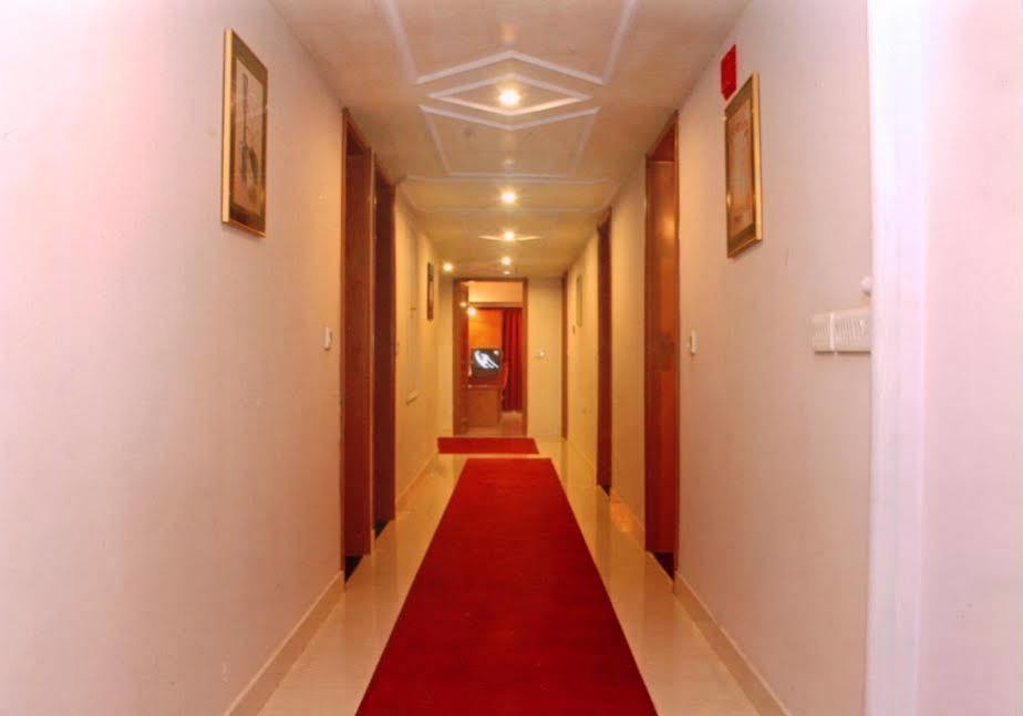 Oyo 15359 Hotel Kachandeep Jaipur Interior foto